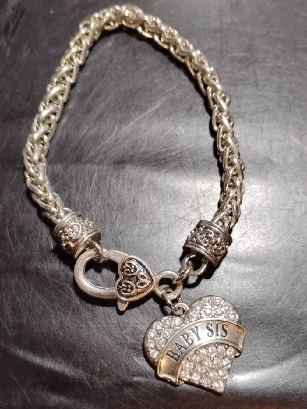 Fashion Jewelry Baby Sis Heart Charm Bracelet Silver Tone Lobster Clasp 7"